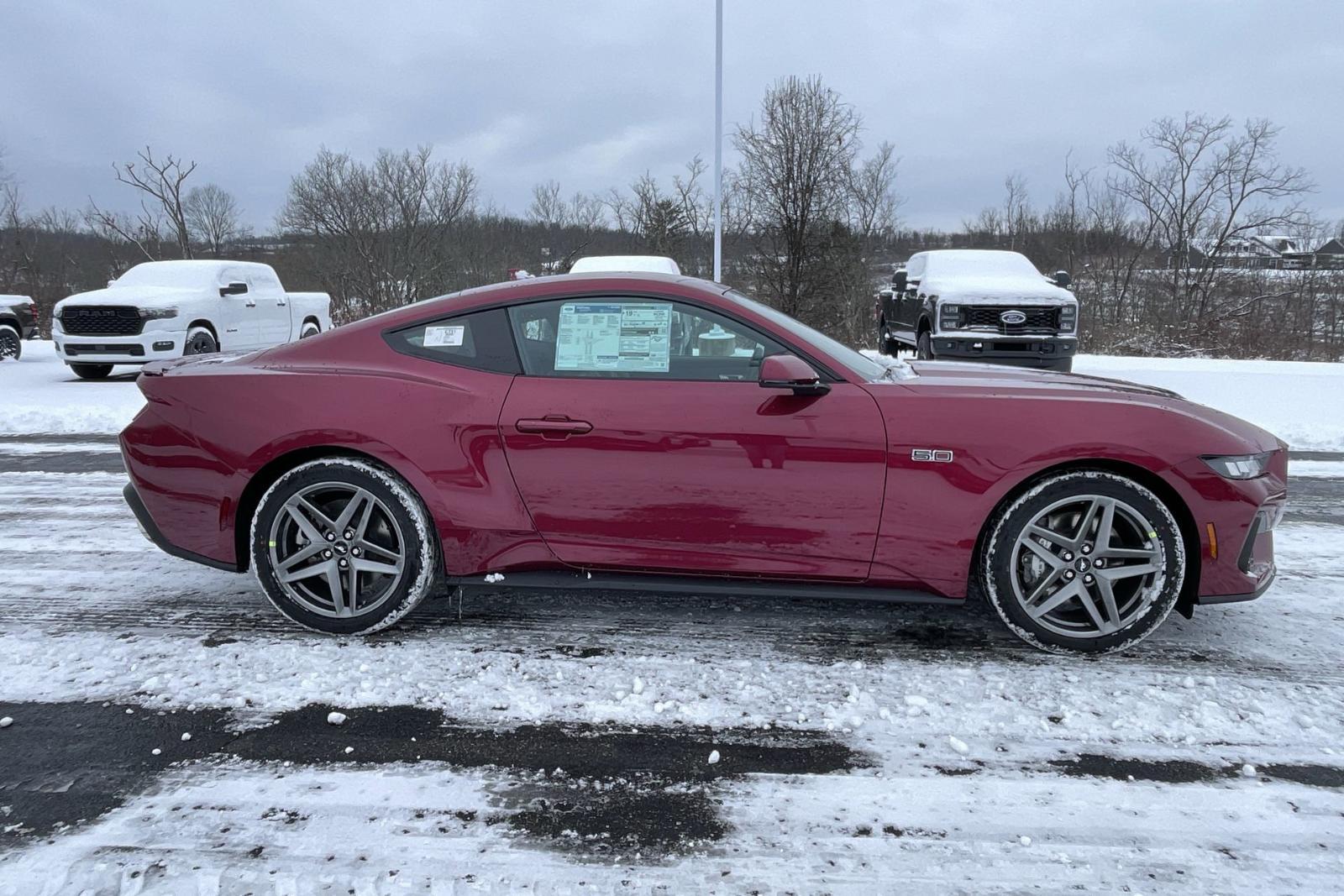2025 Ford Mustang Vehicle Photo in Belle Vernon, PA 15012
