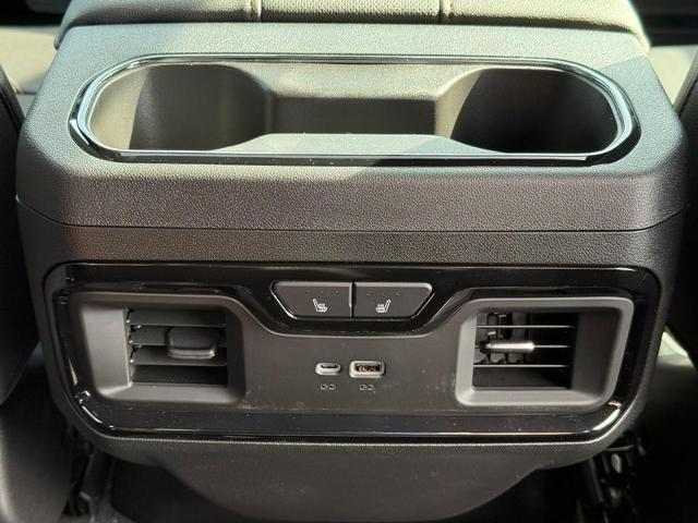 2025 GMC Sierra 2500 HD Vehicle Photo in COLUMBIA, MO 65203-3903