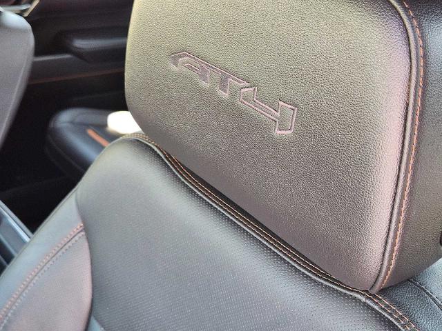 2025 GMC Sierra 1500 Vehicle Photo in DENTON, TX 76210-9321