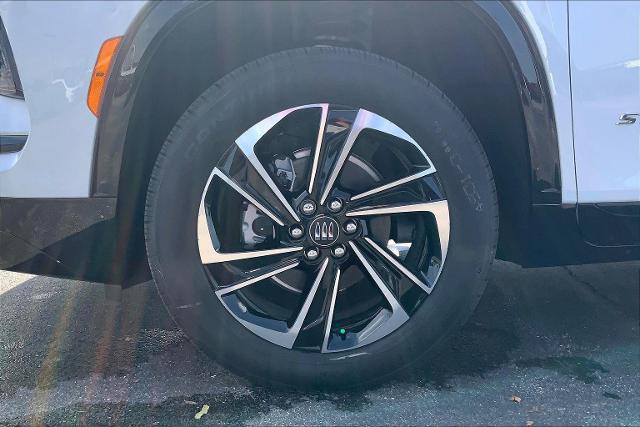 2026 Buick Enclave Vehicle Photo in INDEPENDENCE, MO 64055-1377