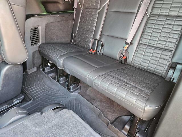 2022 Cadillac Escalade ESV Vehicle Photo in DENTON, TX 76210-9321