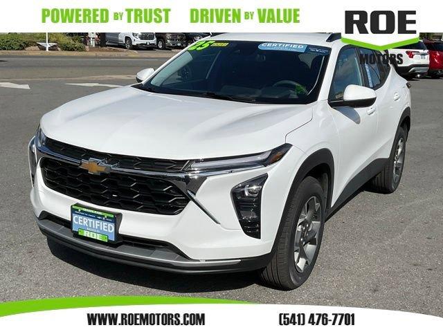 2025 Chevrolet Trax Vehicle Photo in GRANTS PASS, OR 97526-2125