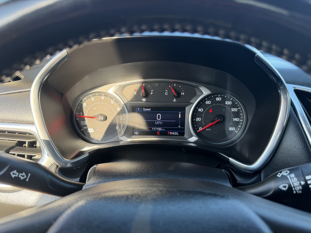 2019 Chevrolet Equinox photo 22 of 36