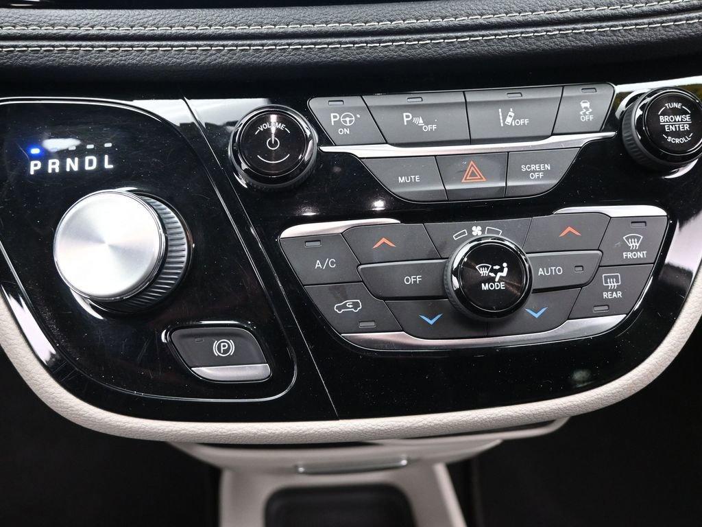 2022 Chrysler Pacifica Vehicle Photo in Cedar Rapids, IA 52402