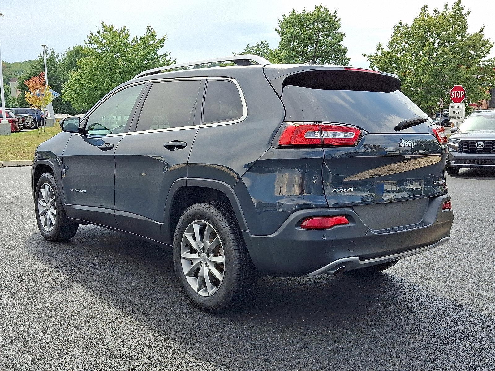 2018 Jeep Cherokee Vehicle Photo in Harrisburg, PA 17111
