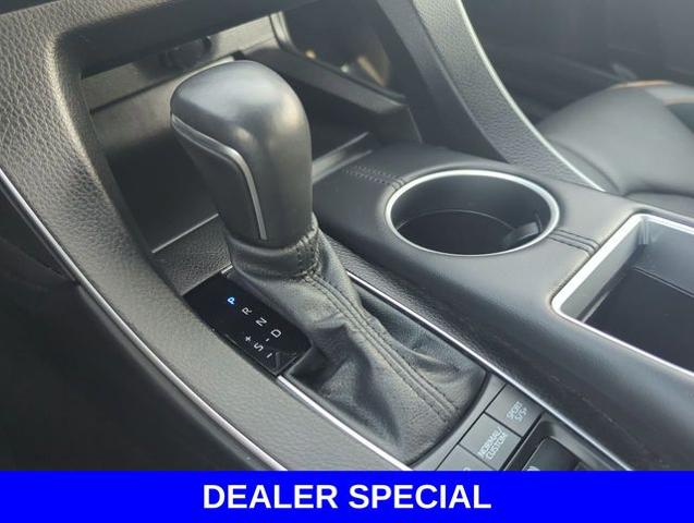 2022 Toyota Avalon Vehicle Photo in Merrillville, IN 46410