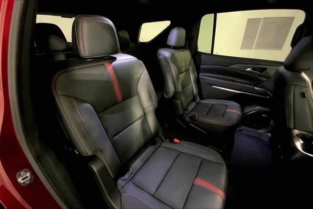 2024 Chevrolet Traverse Vehicle Photo in KANSAS CITY, MO 64114-4502
