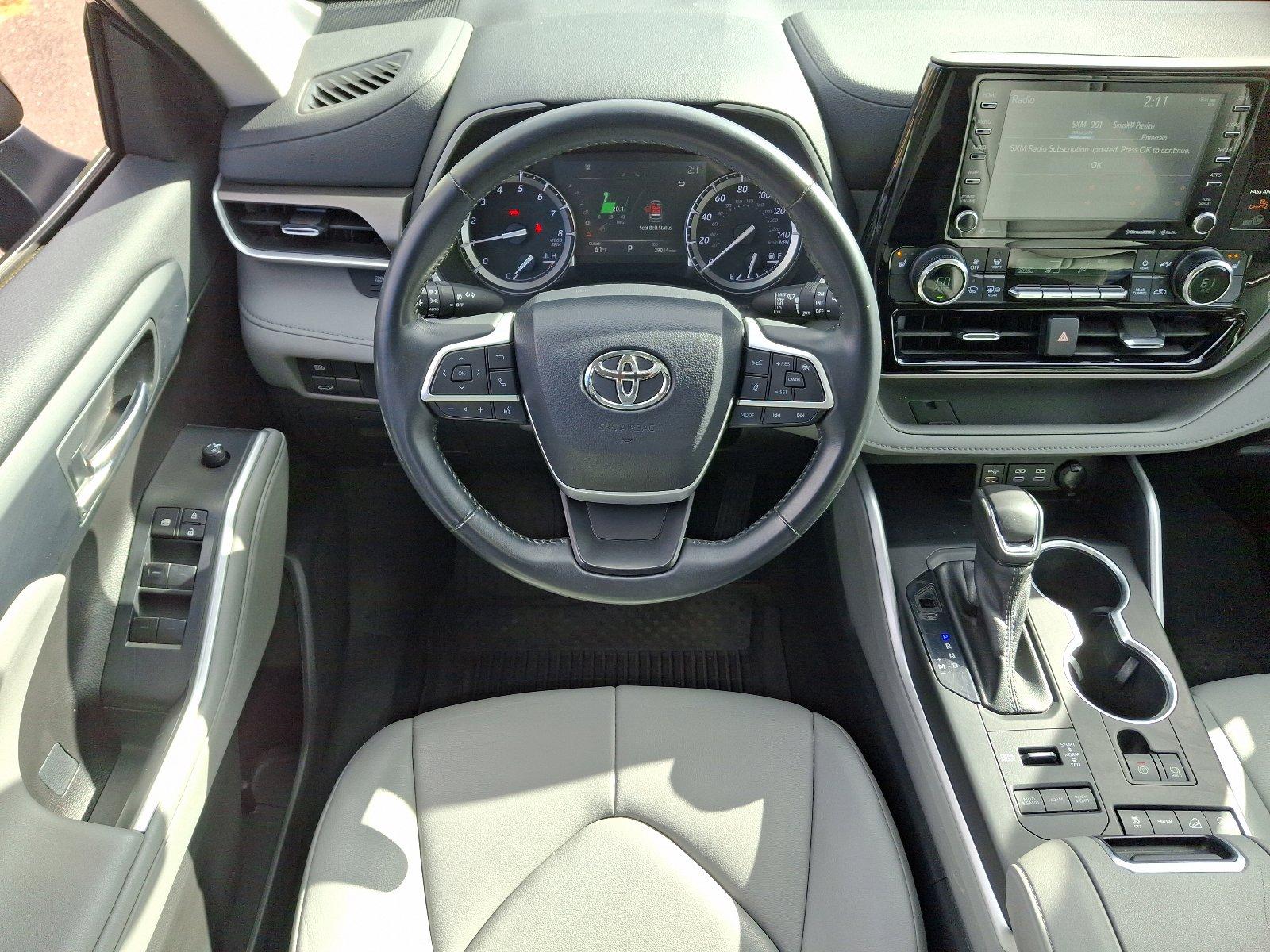 2022 Toyota Highlander Vehicle Photo in Trevose, PA 19053