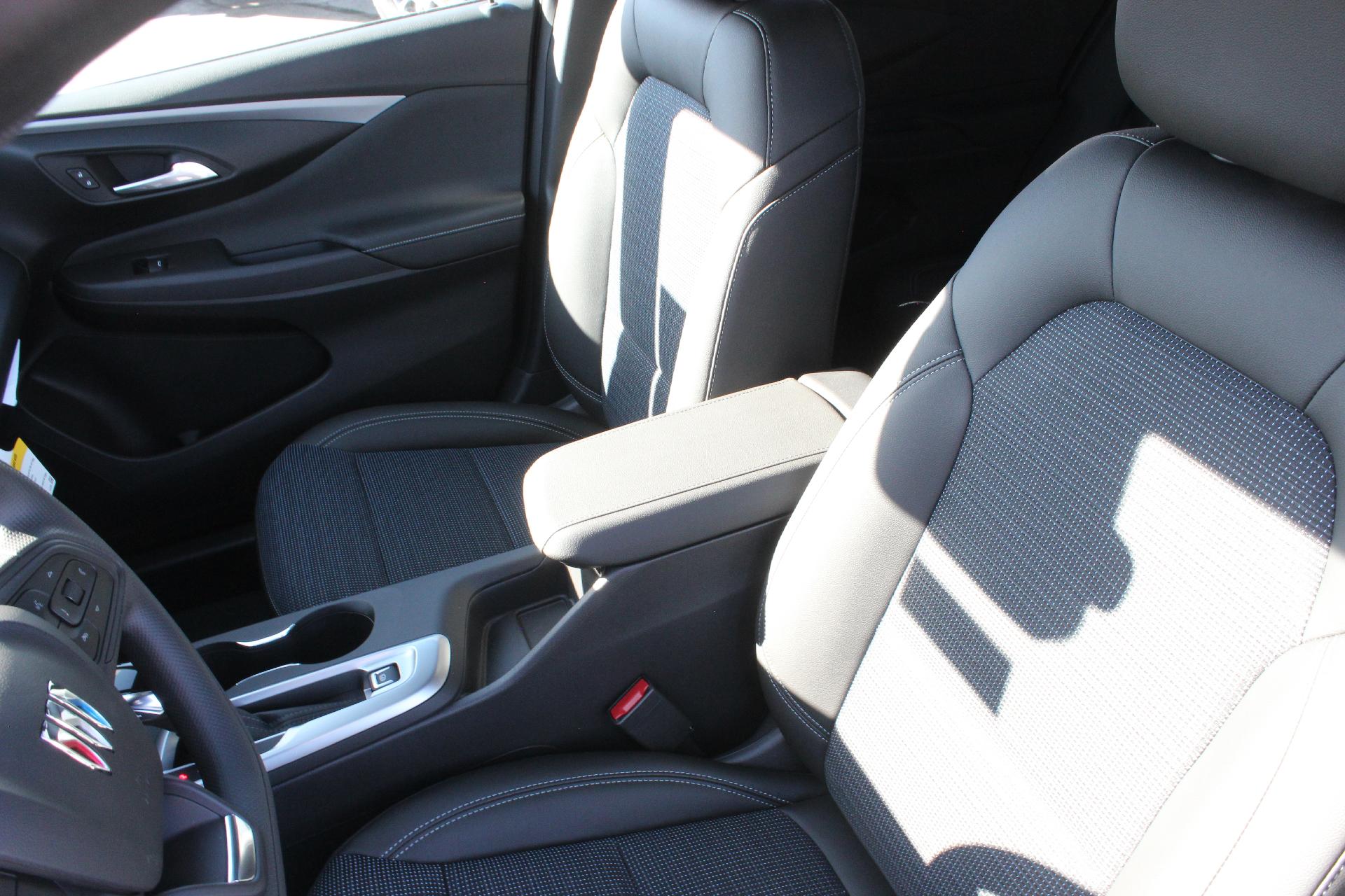 2025 Buick Envista Vehicle Photo in AURORA, CO 80012-4011