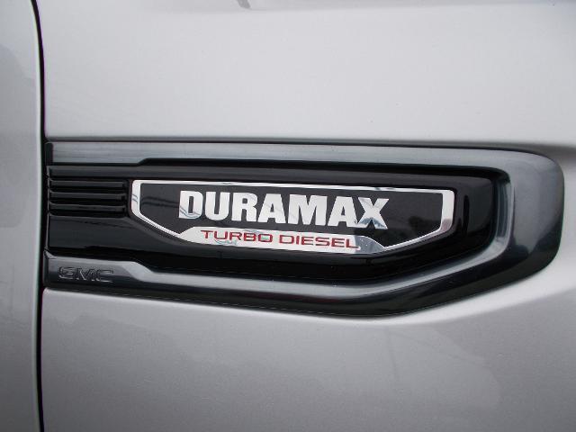 2022 GMC Sierra 1500 Vehicle Photo in LOWELL, MA 01852-4336