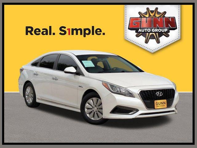 2016 Hyundai SONATA Hybrid Vehicle Photo in San Antonio, TX 78209