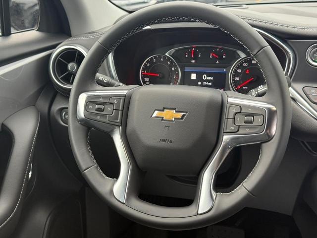 2025 Chevrolet Blazer Vehicle Photo in COLUMBIA, MO 65203-3903