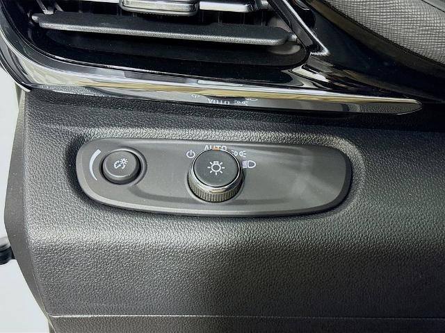 2025 Buick Envista Vehicle Photo in PUYALLUP, WA 98371-4149