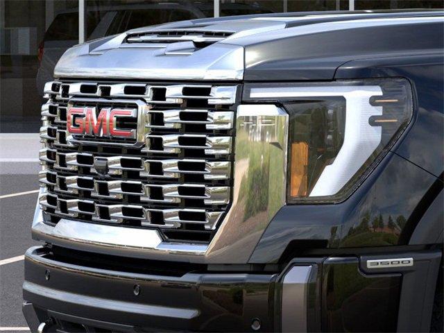2025 GMC Sierra 3500 HD Vehicle Photo in ROCHESTER HILLS, MI 48307-2741