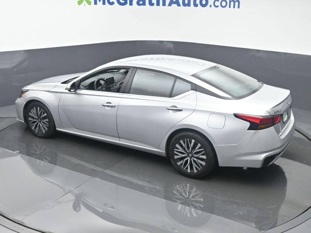 2023 Nissan Altima Vehicle Photo in Cedar Rapids, IA 52402