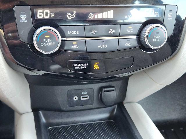 2019 Nissan Rogue Sport Vehicle Photo in DENTON, TX 76210-9321