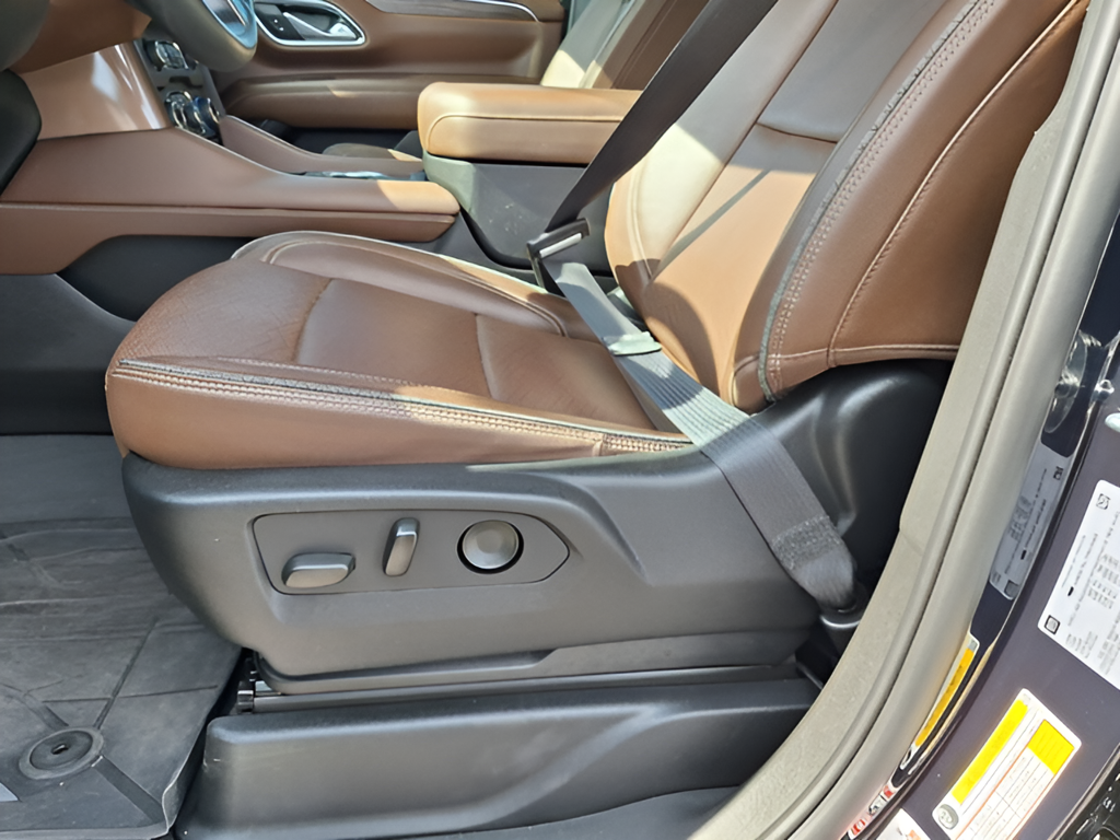 2023 Chevrolet Tahoe photo 30 of 33
