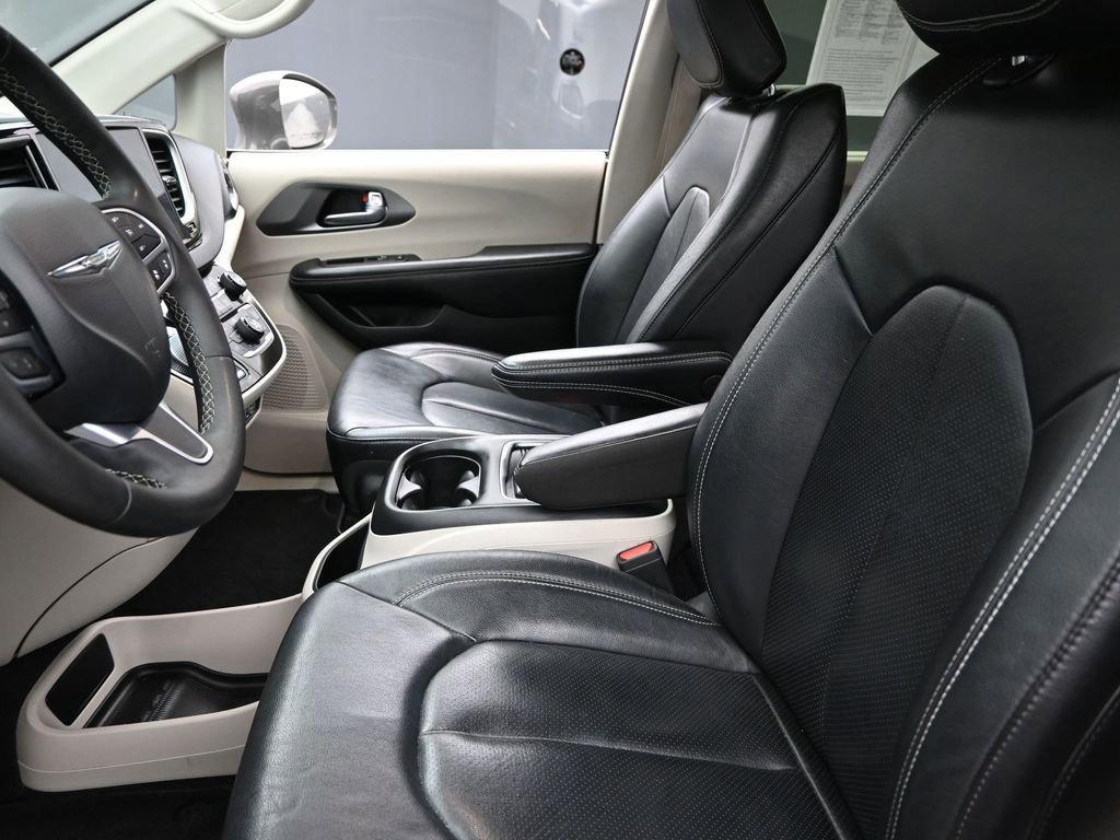 2022 Chrysler Pacifica Vehicle Photo in Cedar Rapids, IA 52402