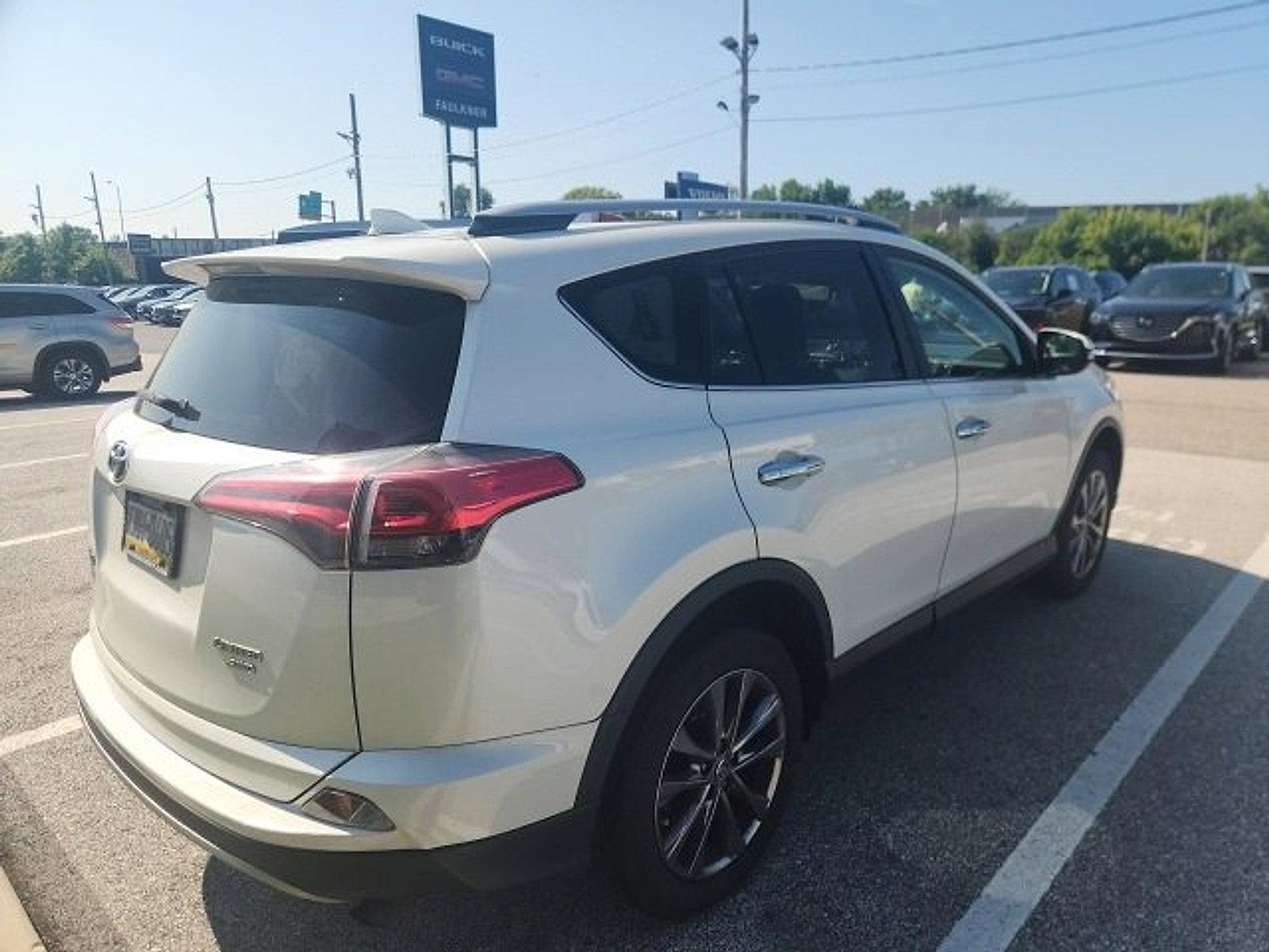 2018 Toyota RAV4 Vehicle Photo in Trevose, PA 19053