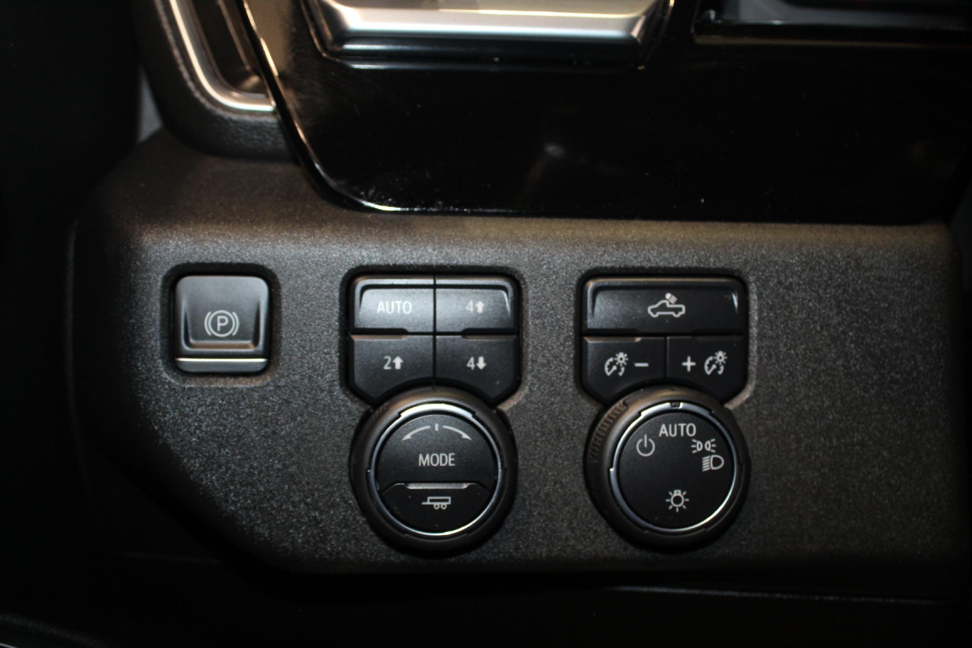2023 Chevrolet Silverado 1500 Vehicle Photo in NORTHAMPTON, MA 01060-1120