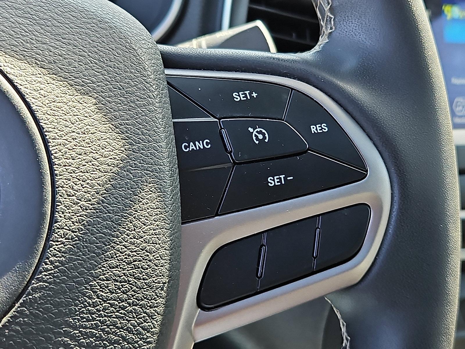 2021 Jeep Cherokee Vehicle Photo in Trevose, PA 19053