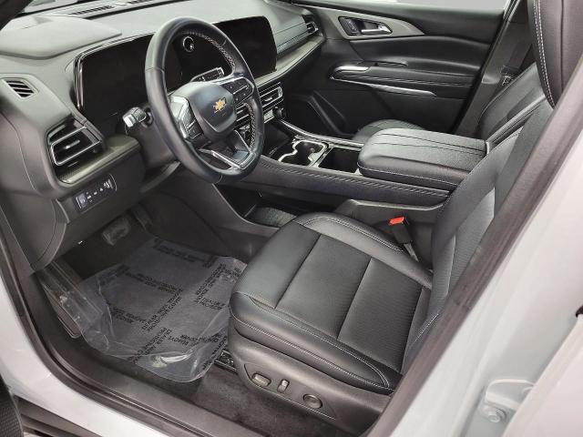 2025 Chevrolet Traverse Vehicle Photo in NEENAH, WI 54956-2243