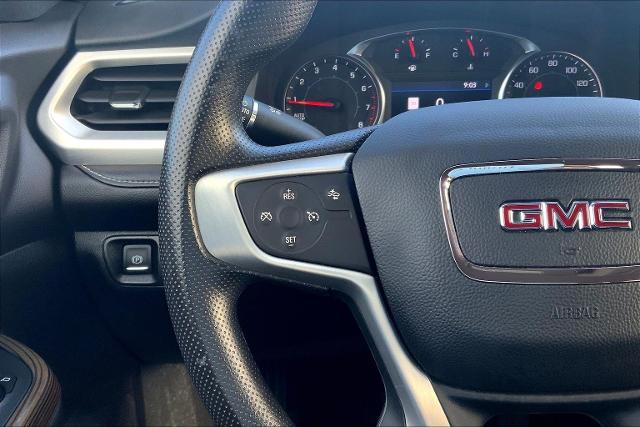 2023 GMC Acadia Vehicle Photo in TOPEKA, KS 66609-0000