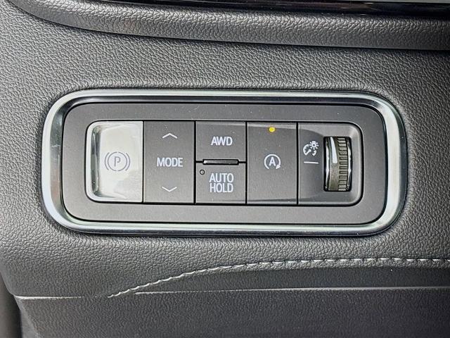 2025 Buick Enclave Vehicle Photo in PUYALLUP, WA 98371-4149