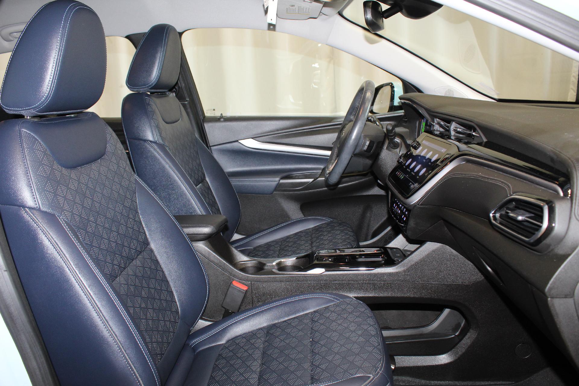 2022 Chevrolet Bolt EUV Vehicle Photo in NORTHAMPTON, MA 01060-1120