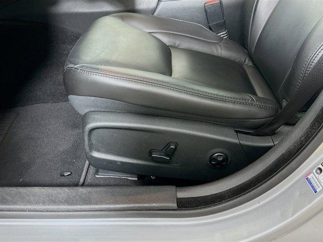 2020 Chrysler 300 Vehicle Photo in Flemington, NJ 08822