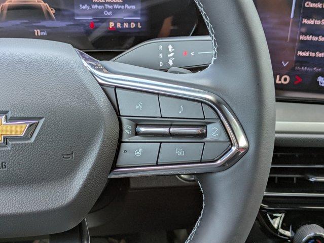 2025 Chevrolet Traverse Vehicle Photo in BRUNSWICK, GA 31525-1881