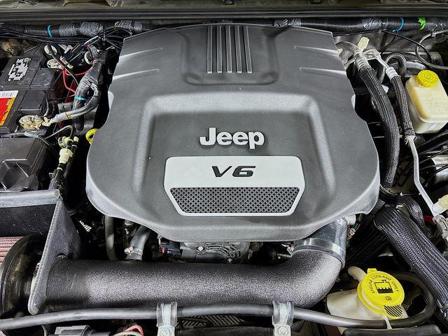 2016 Jeep Wrangler Unlimited Vehicle Photo in Puyallup, WA 98371