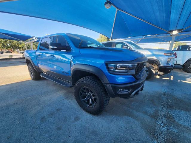 2022 Ram 1500 Vehicle Photo in DENTON, TX 76210-9321