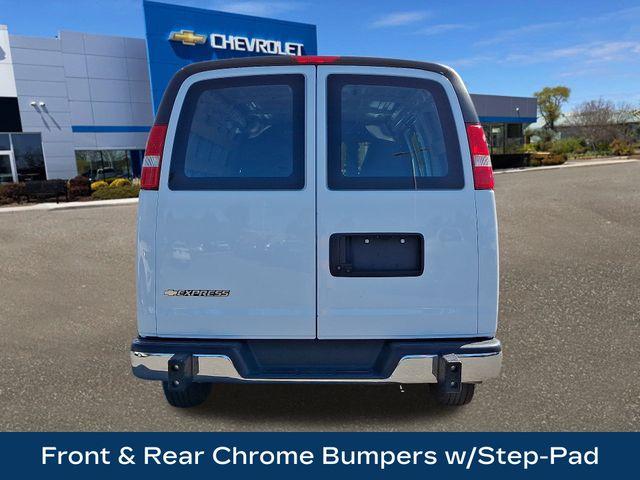 2023 Chevrolet Express Cargo 2500 Vehicle Photo in DANBURY, CT 06810-5034