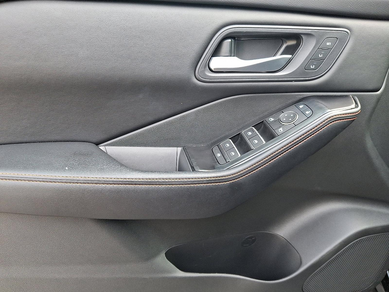2025 Nissan Rogue Vehicle Photo in Mechanicsburg, PA 17050-2306