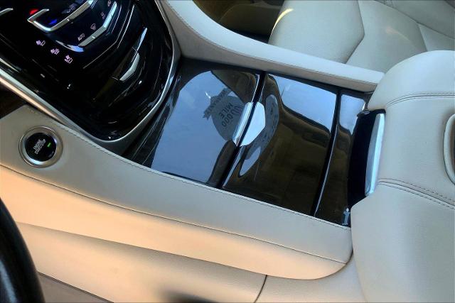 2020 Cadillac Escalade ESV Vehicle Photo in KANSAS CITY, MO 64114-4545
