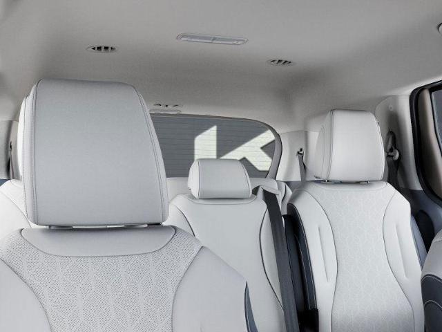 2026 Kia Carnival Hybrid Vehicle Photo in Tucson, AZ 85712