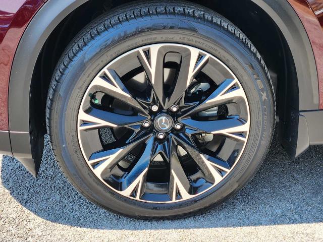 2024 Mazda CX-90 PHEV Vehicle Photo in DENTON, TX 76210-9321