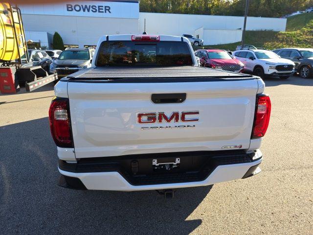 2024 GMC Canyon Vehicle Photo in Pleasant Hills, PA 15236