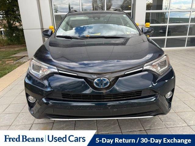 2018 Toyota RAV4 Vehicle Photo in Flemington, NJ 08822