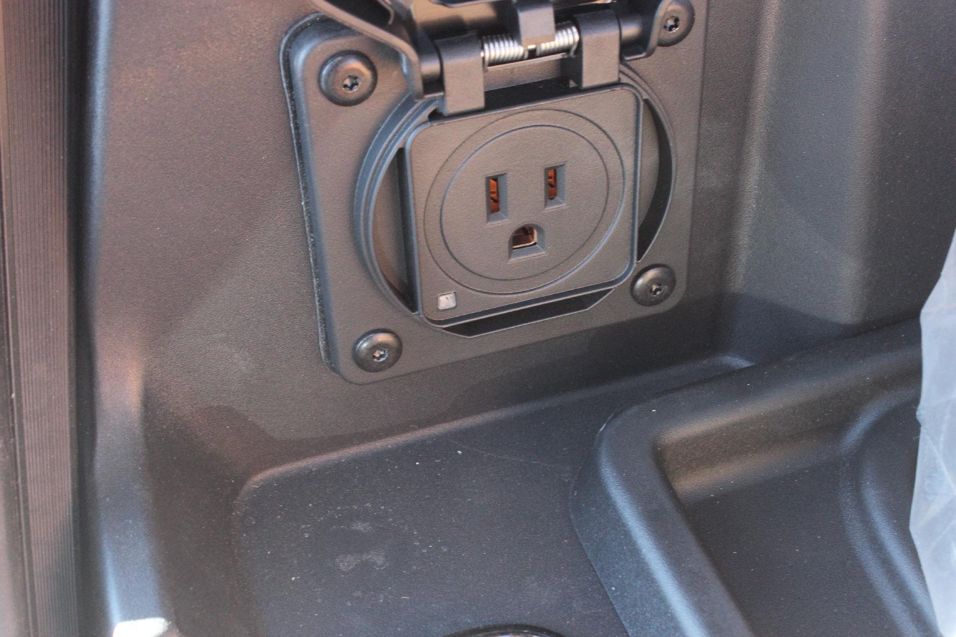 2026 GMC Sierra EV Vehicle Photo in AURORA, CO 80012-4011