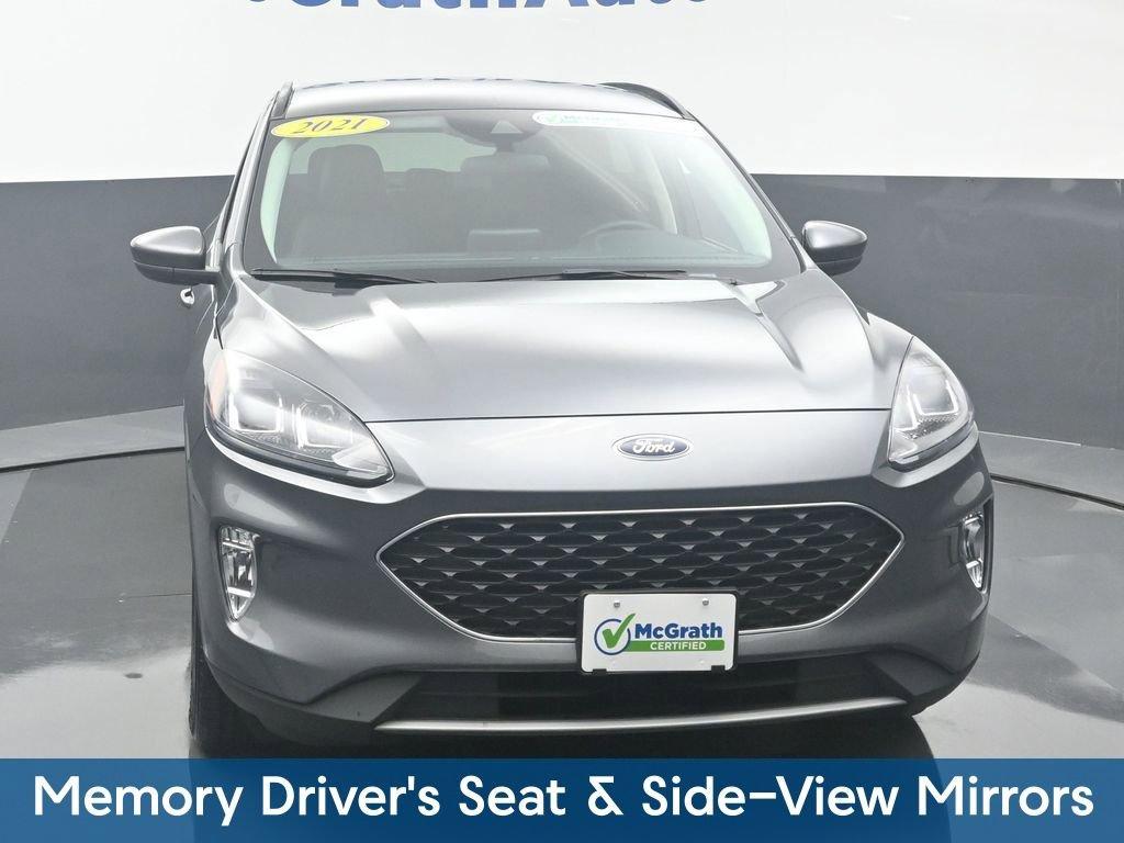 2021 Ford Escape Vehicle Photo in Cedar Rapids, IA 52402