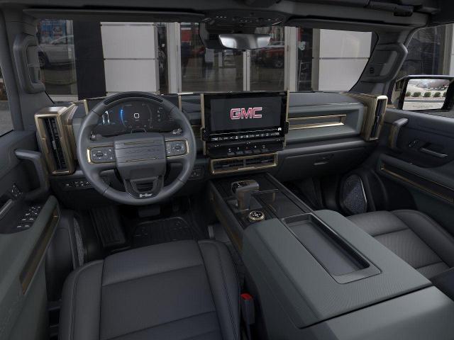2025 GMC HUMMER EV Pickup Vehicle Photo in INDEPENDENCE, MO 64055-1377