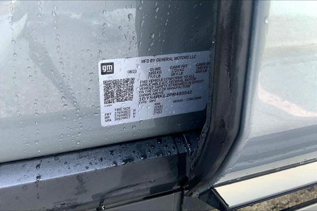 2023 Cadillac Escalade ESV Vehicle Photo in KANSAS CITY, MO 64114-4545