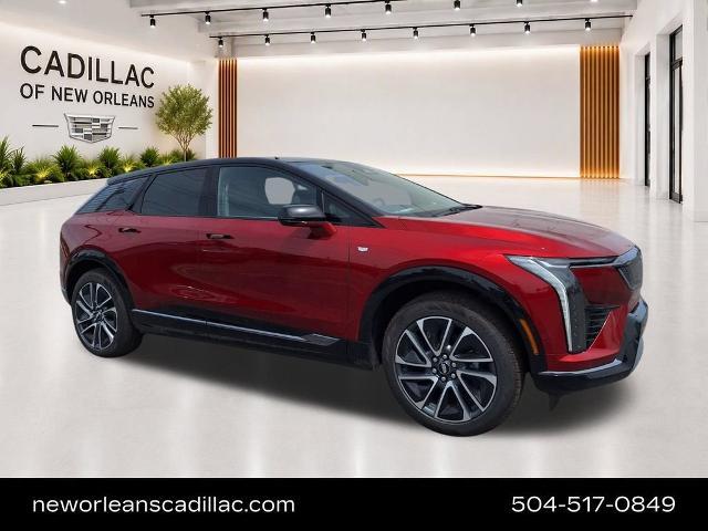 2026 Cadillac OPTIQ Rojo (Radiant Red Tintcoat) SUV/Crossover Tracción trasera 1 velocidad Automática