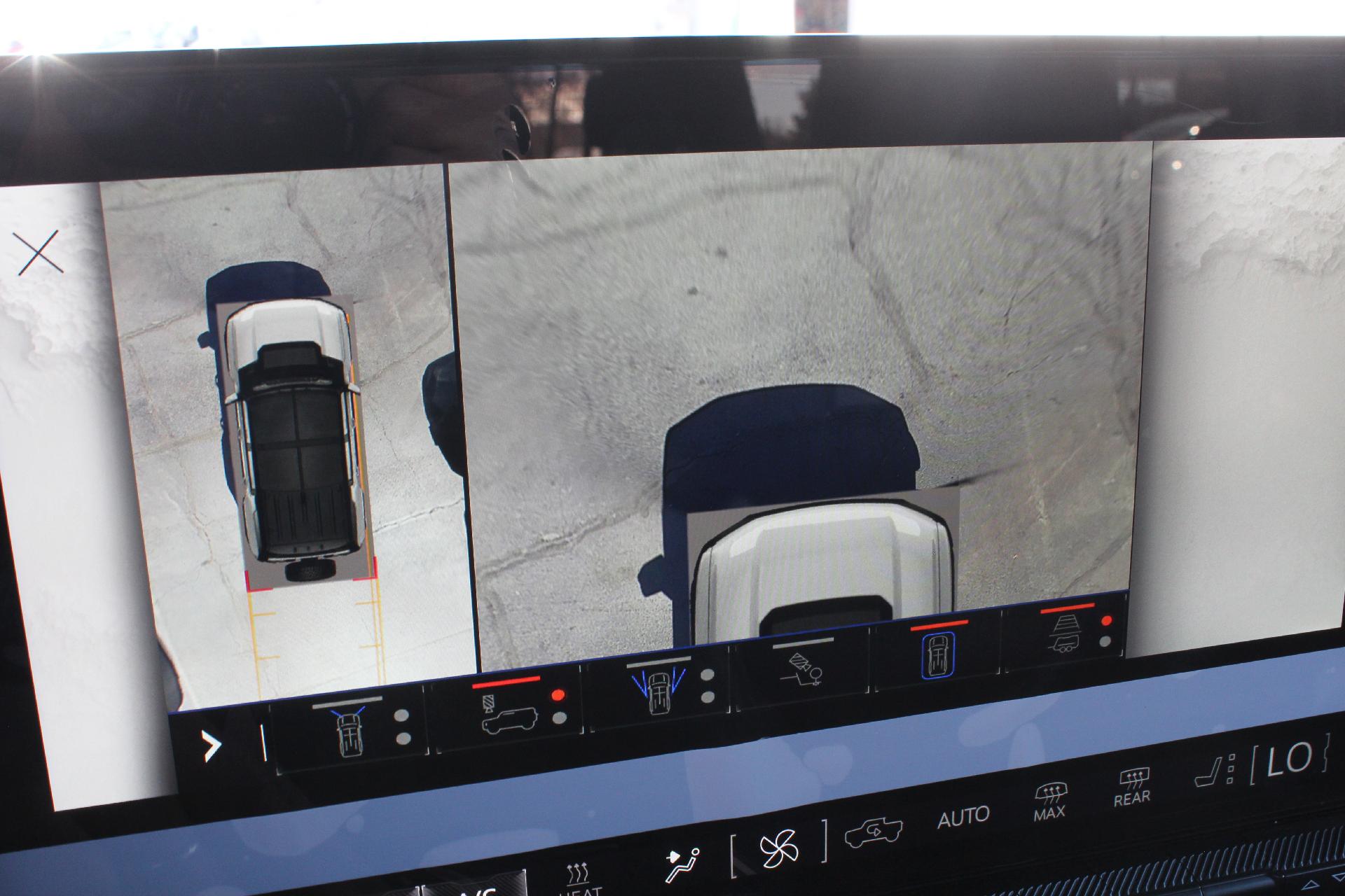 2025 GMC HUMMER EV SUV Vehicle Photo in AURORA, CO 80012-4011