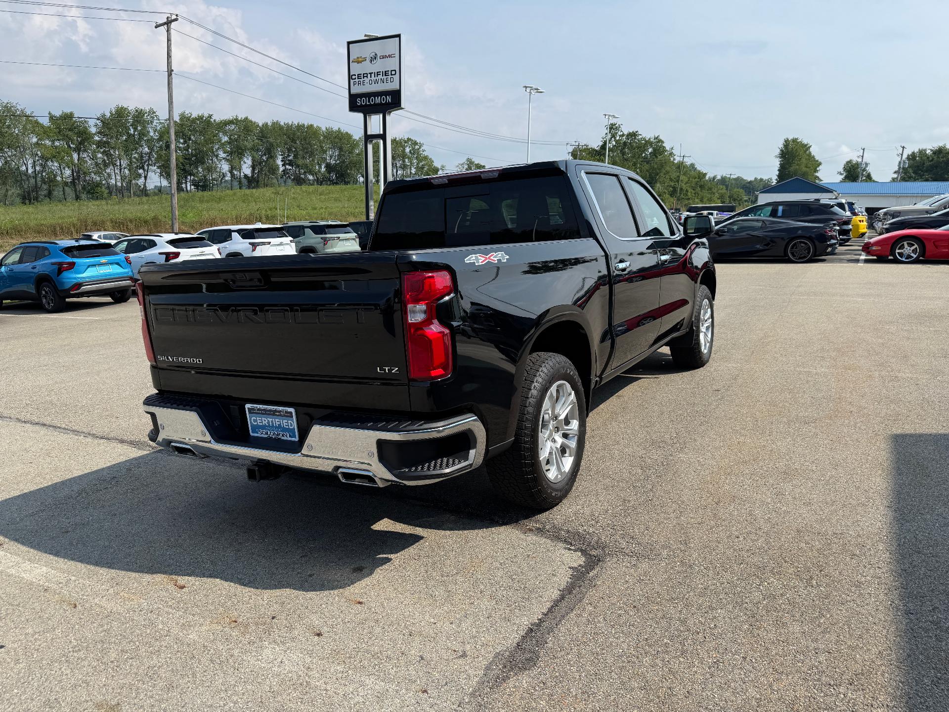2023 Chevrolet Silverado 1500 LTZ - 4