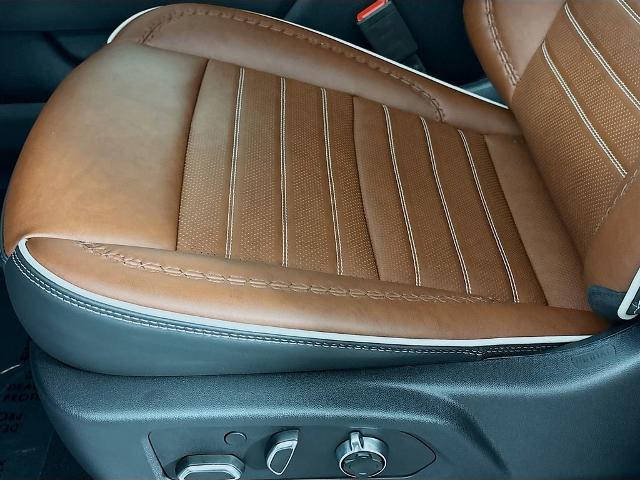 2025 GMC Sierra 3500 HD Vehicle Photo in PUYALLUP, WA 98371-4149