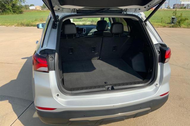 2022 Chevrolet Equinox Vehicle Photo in TOPEKA, KS 66609-0000