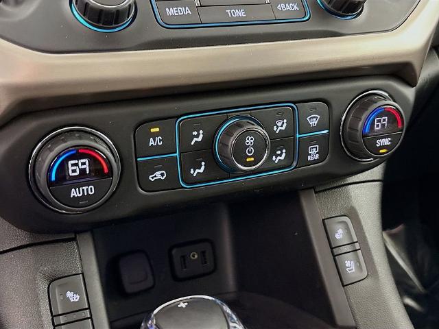 2017 GMC Acadia Vehicle Photo in PUYALLUP, WA 98371-4149